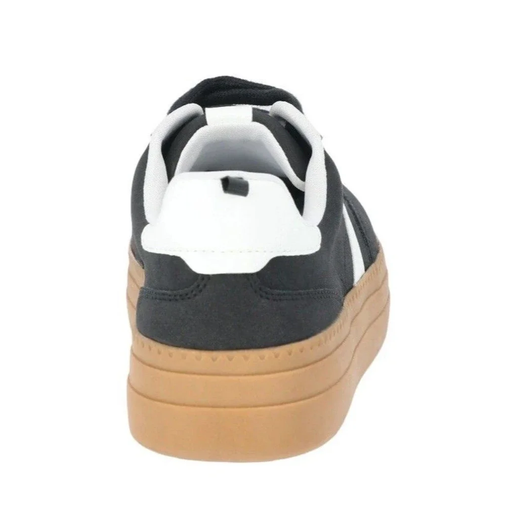 Wonder Nation Little Girls & Big Girls Platform Soccer Sneakers Black Size 3 NWT